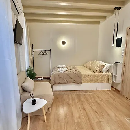 Lumiere Carmela Apartment *