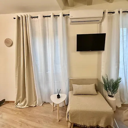Apartment Lumiere Carmela